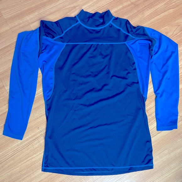 Tesla Men’s Size Small Blue Athletic Compression Shirt - Picture 5 of 5
